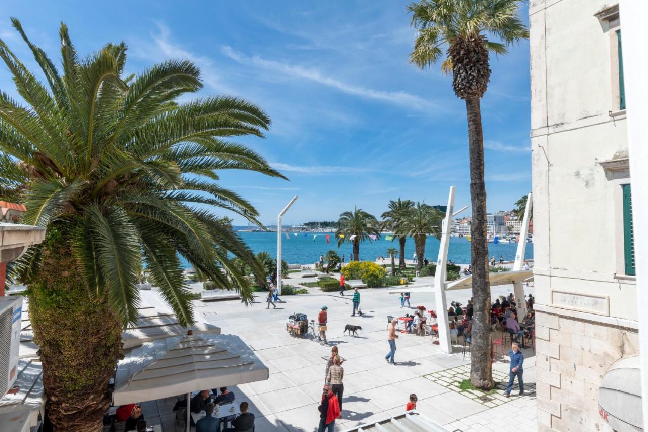 Deluxe Collection Hotel Kastel Split Bagian luar foto